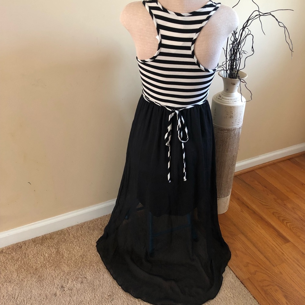 💝$5 BUNDLED Xhiliration Black Striped High Low Dress Size M - Picture 3 of 3